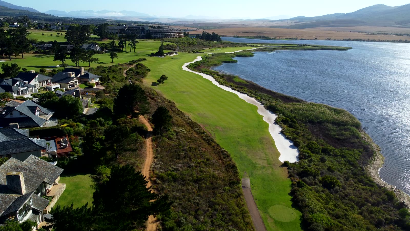 Golfbaan langs de lagune bij Hermanus